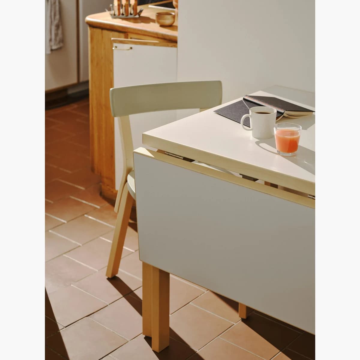 Artek DL81 Table 詳細画像 3