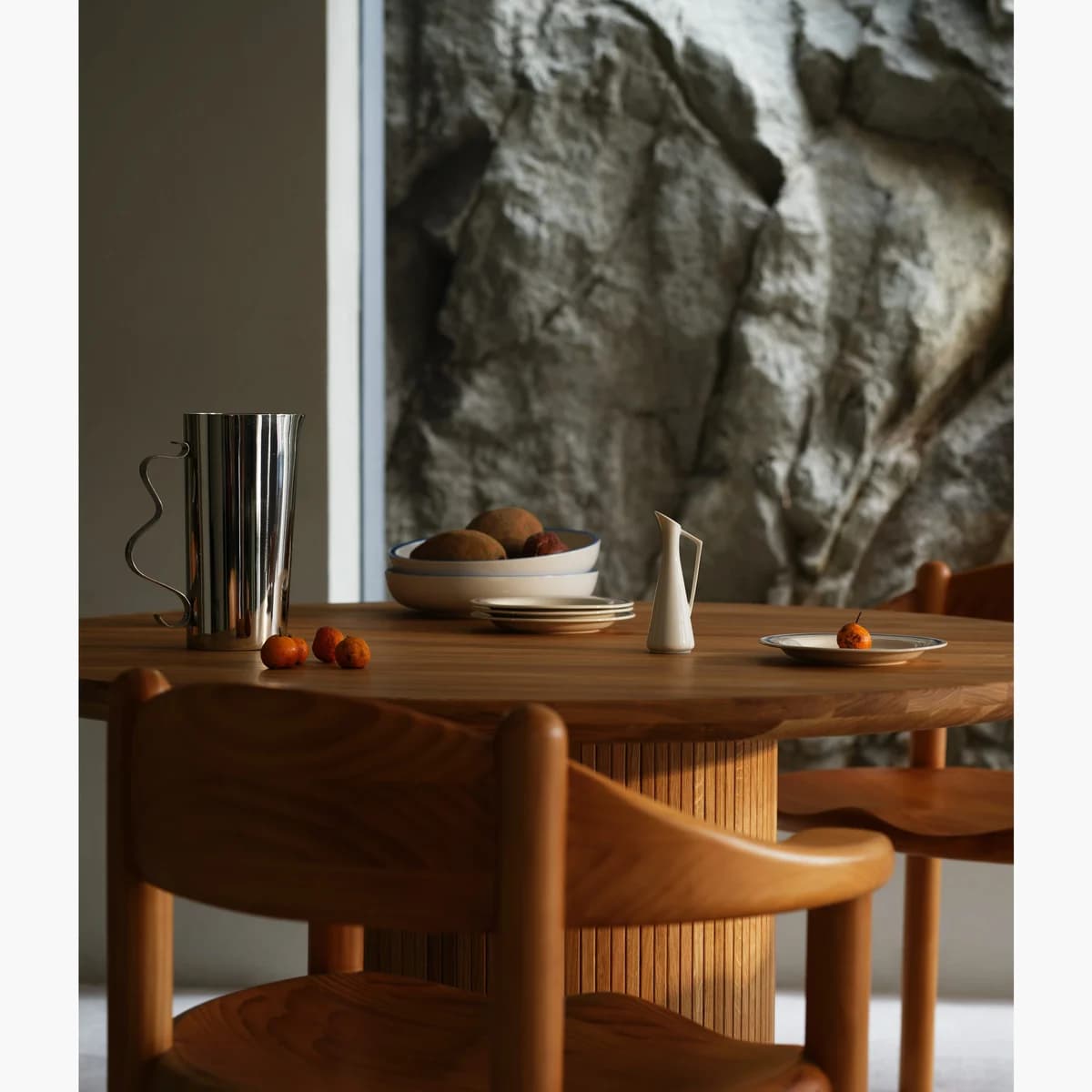 GUBI Moon Dining Table, Round 詳細画像 2