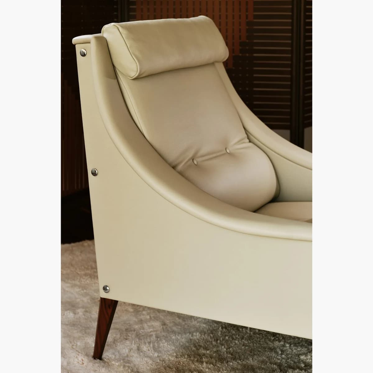 Poltrona Frau Dezza 48 Armchair 詳細画像 4