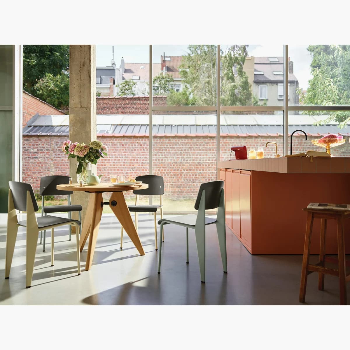 Vitra Prouvé Gueridon Table 詳細画像 4